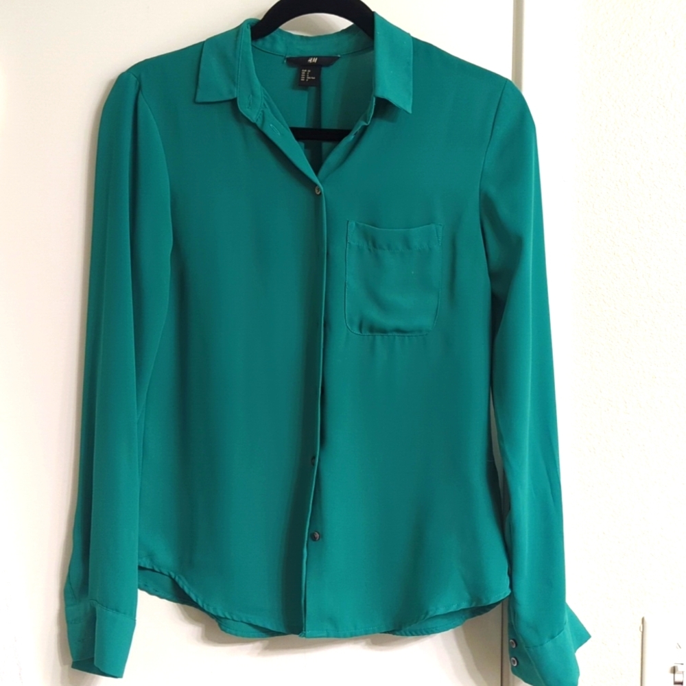 H&M button down shirt